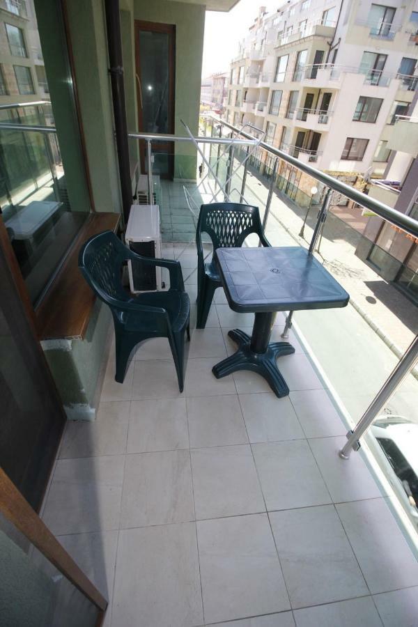 Apartment Rosi Pomorie Esterno foto